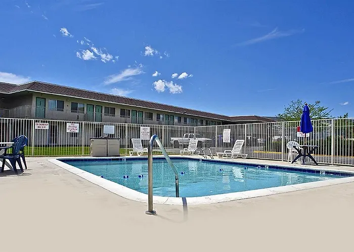Days By Wyndham I-80 River Rock Springs