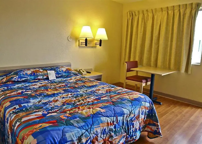 Hotel Days By Wyndham I-80 River Rock Springs